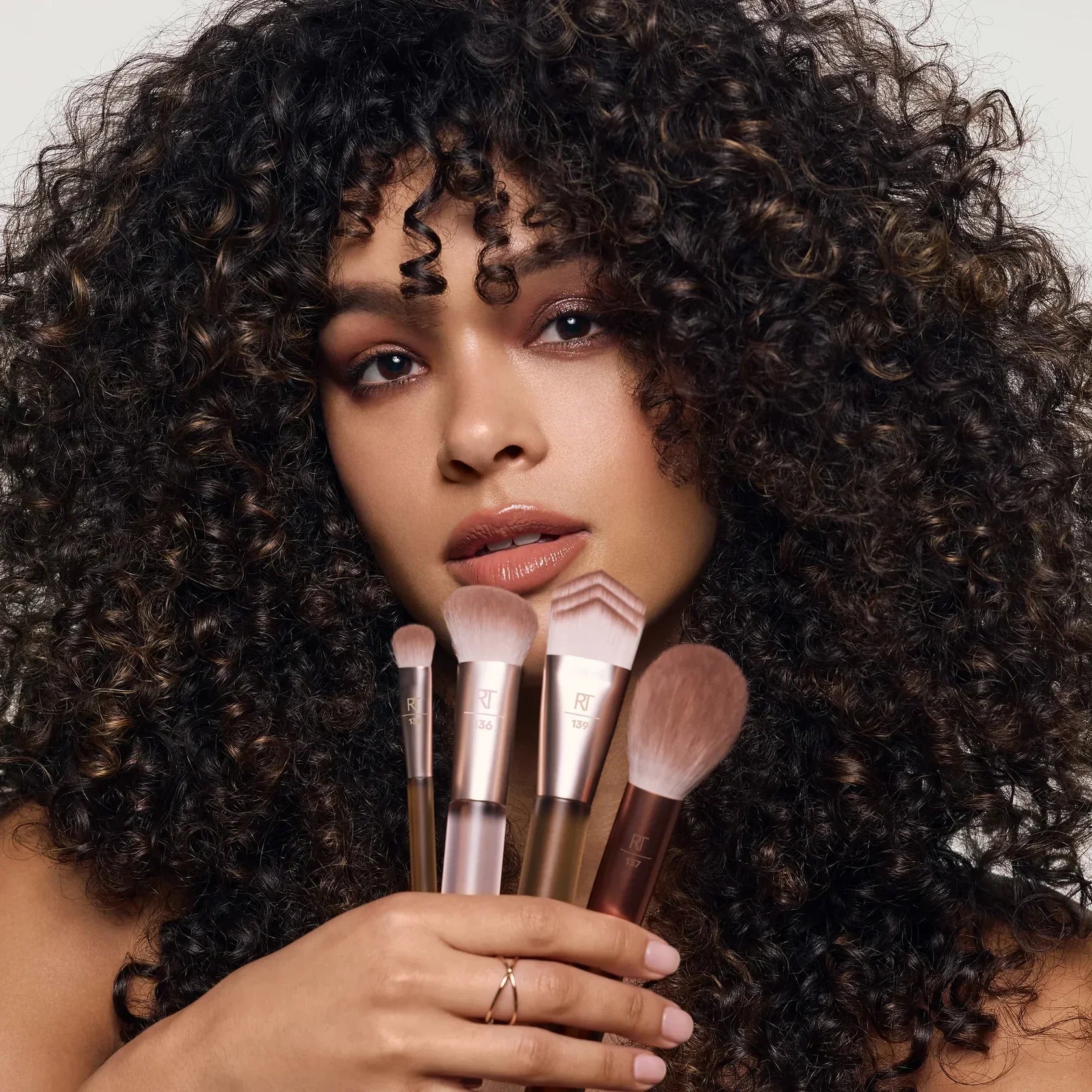 Real Techniques New Nudes 2.0 Blurred Base Set 5 Piece Set
