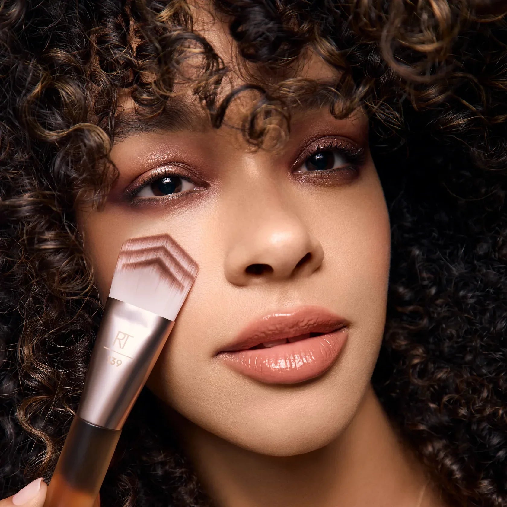 Real Techniques New Nudes 2.0 Blurred Base Set 5 Piece Set