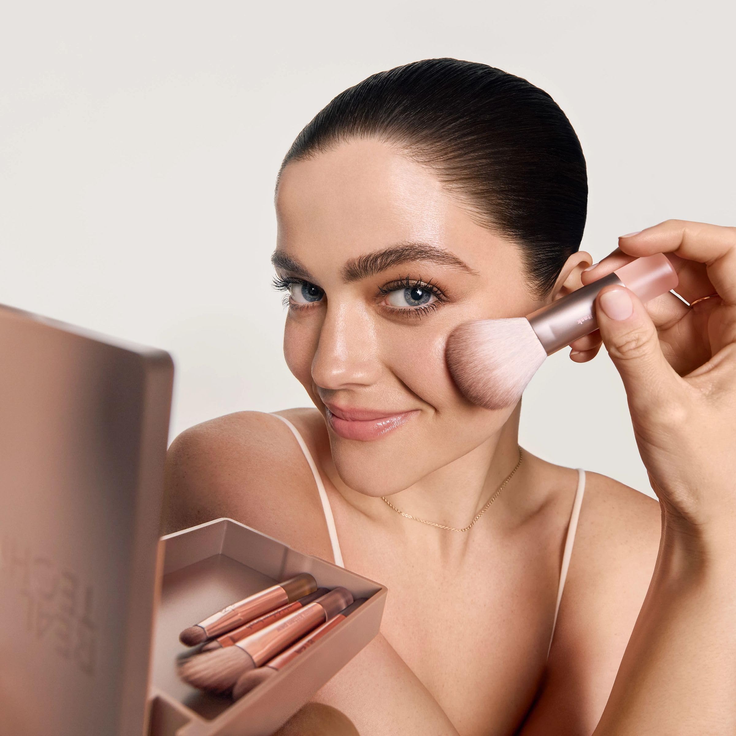 Real Techniques Limited Edition NEW NUDE Soft Focus Face Set