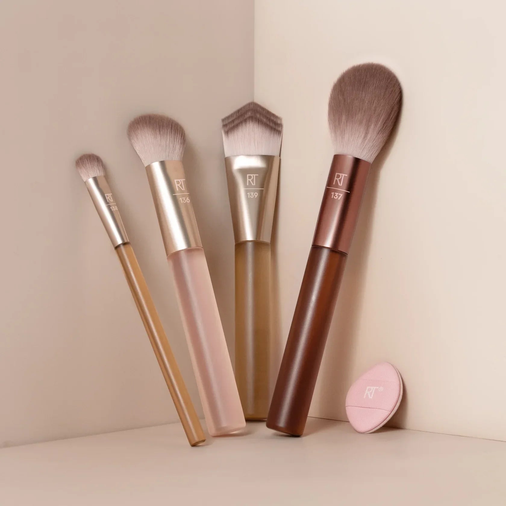 Real Techniques New Nudes 2.0 Blurred Base Set 5 Piece Set
